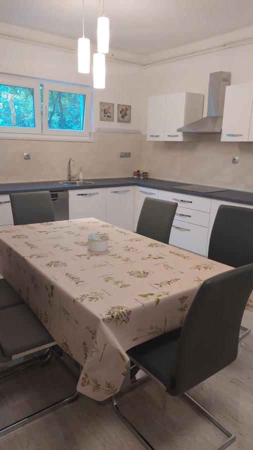 Apartman Miro شيبينيك المظهر الخارجي الصورة